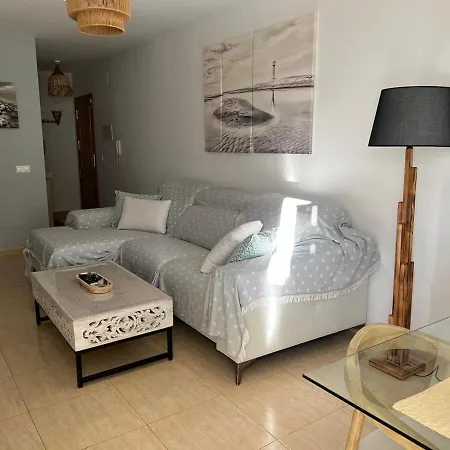 Block From The Sea Apartment *